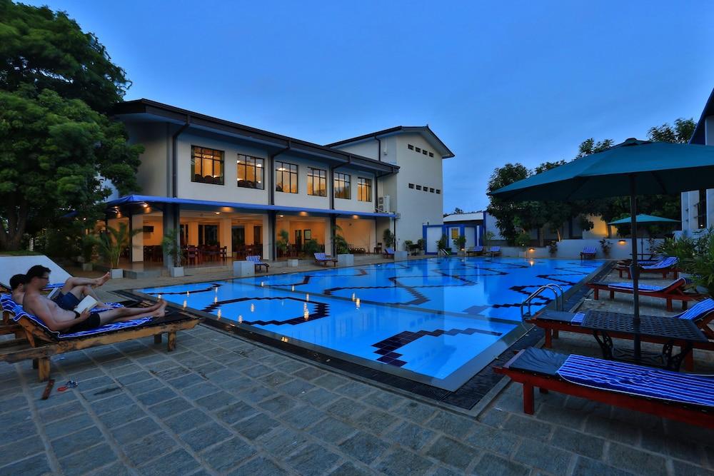 The Blue Wave Hotel Arugam Bay Exteriér fotografie