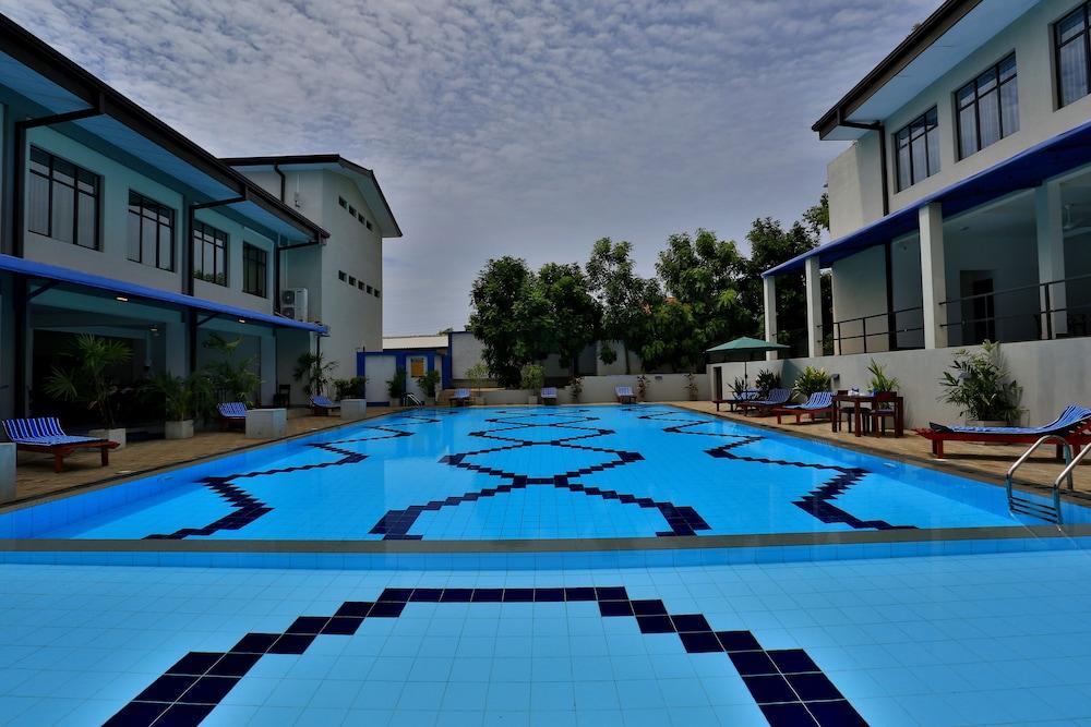 The Blue Wave Hotel Arugam Bay Exteriér fotografie