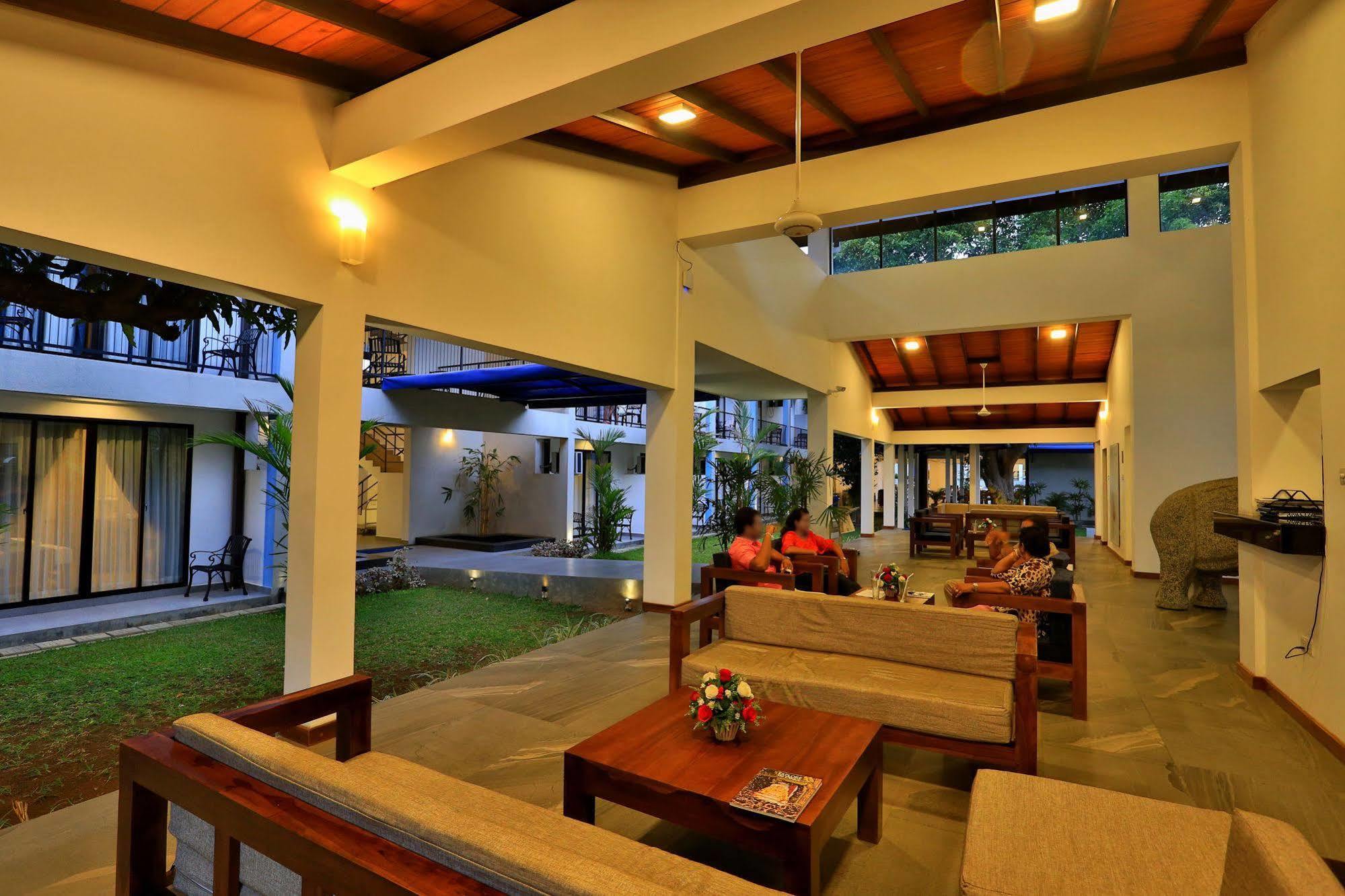 The Blue Wave Hotel Arugam Bay Exteriér fotografie